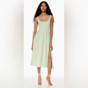 New Aritzia Wilfred Market Sage Frost Slit Midi 
Dress Size Medium